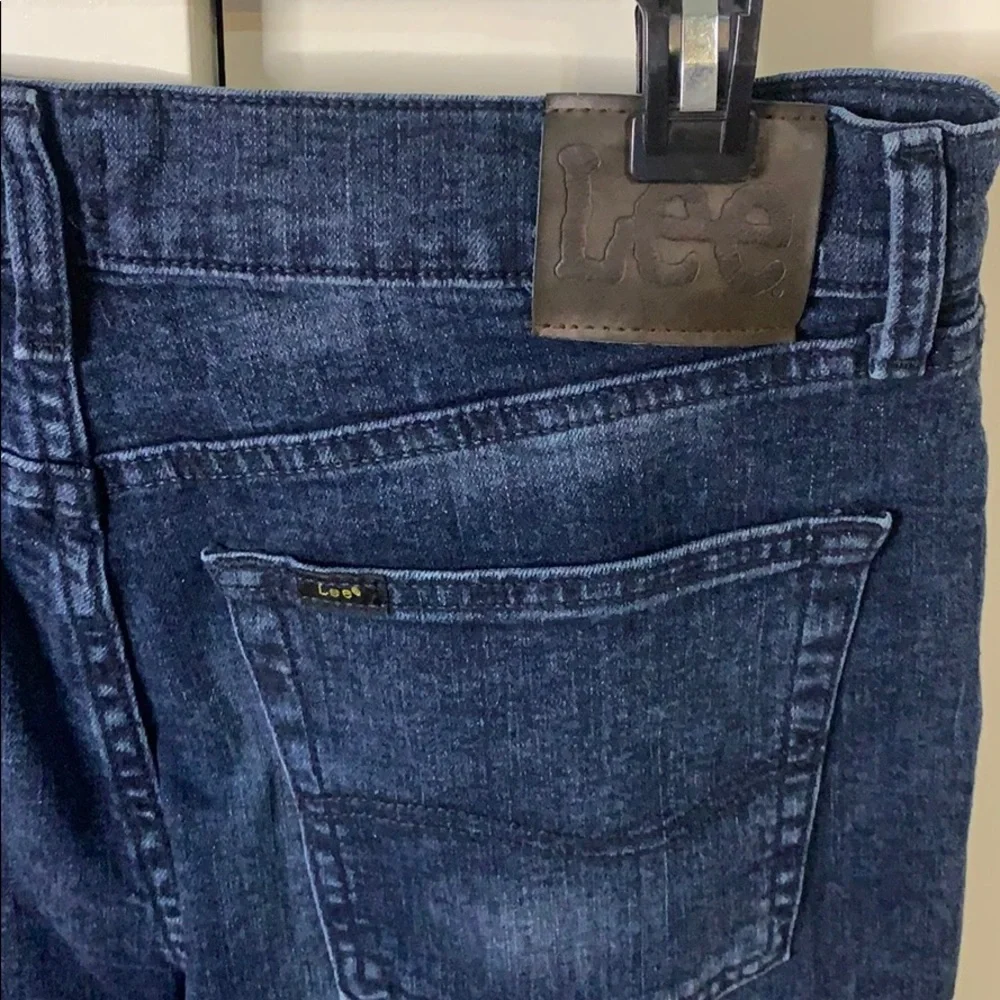 Lee Classic fit blue jeans 32/34 dark wash